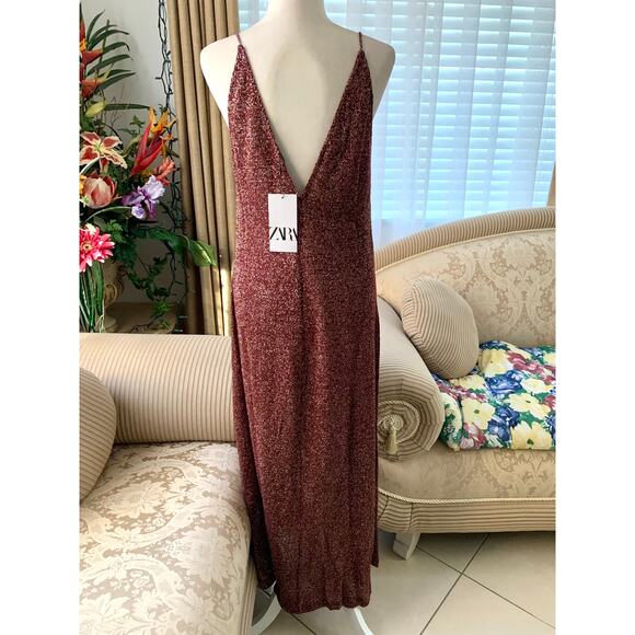 Zara LONG SPARKLY V-NECK KNIT MAXI DRESS in Maroon - Picture 8 of 12